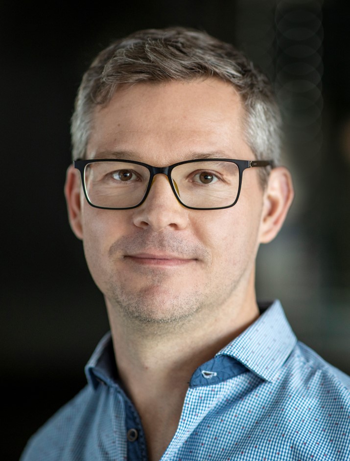 Prof. Dr. Carsten Riether, PhD