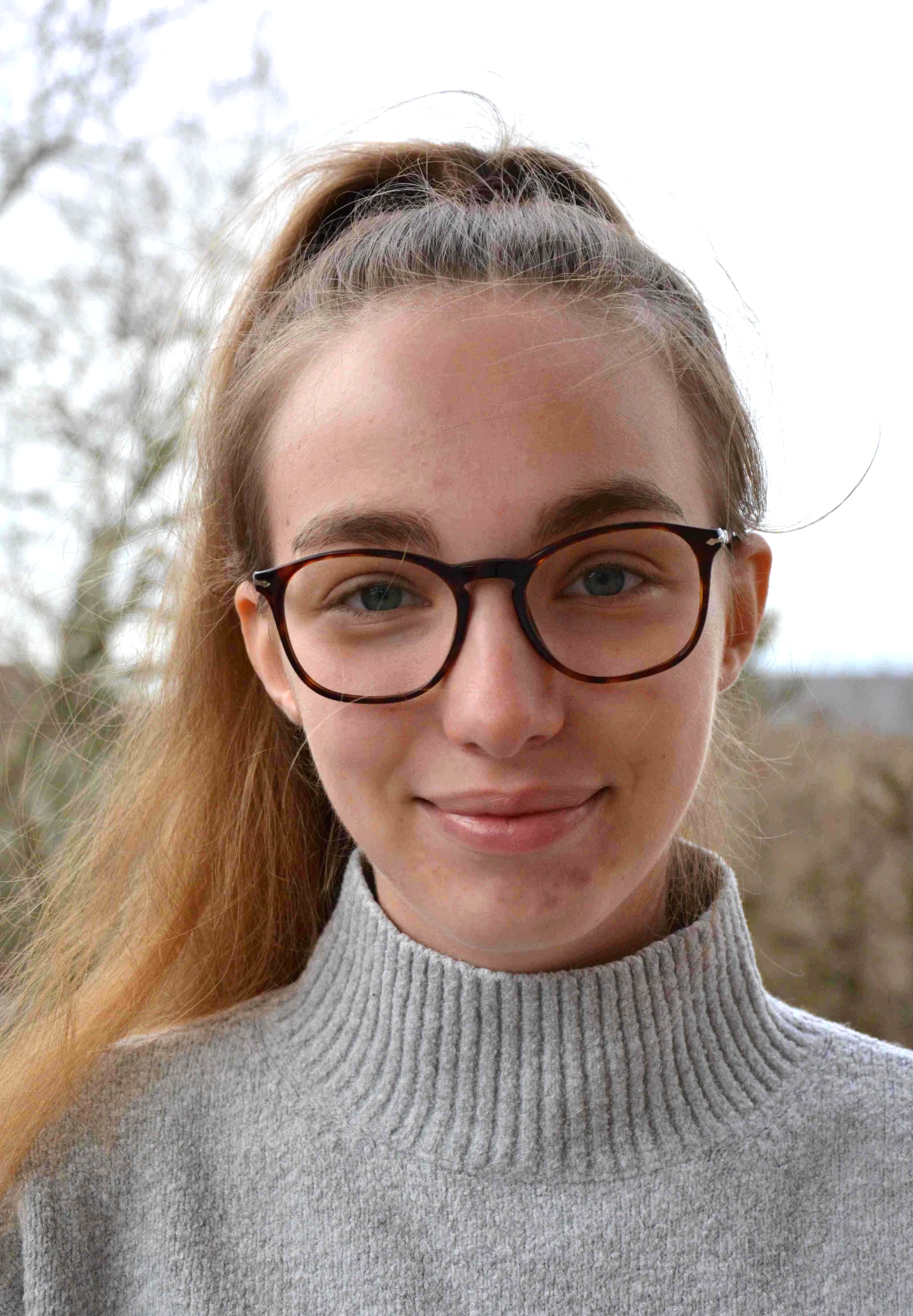  Annina Lena Riesen