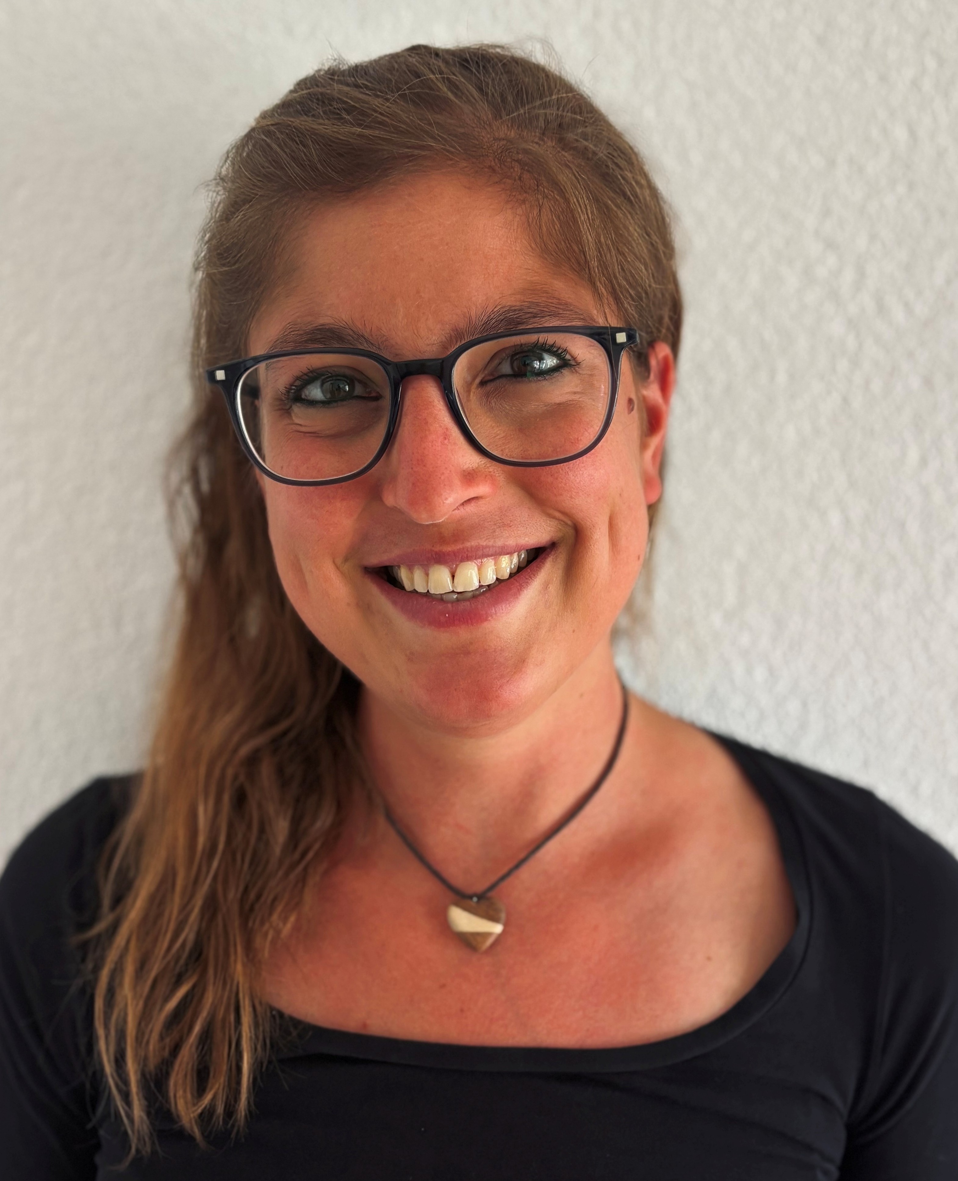 Dr. Tamara Zehnder