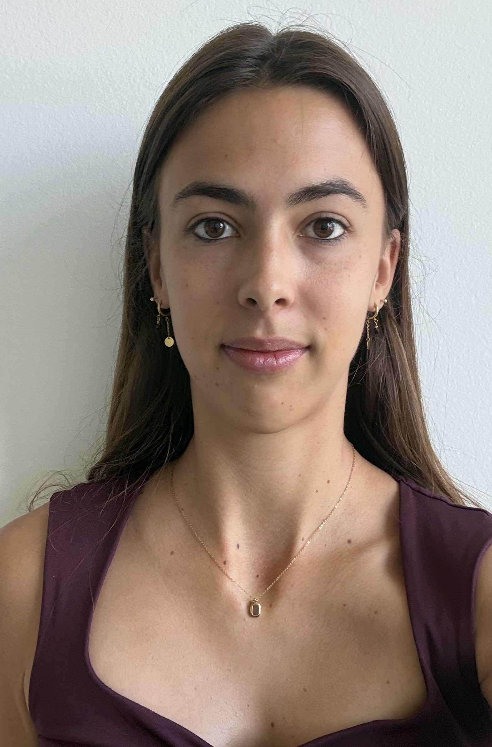  Loane Ruiz